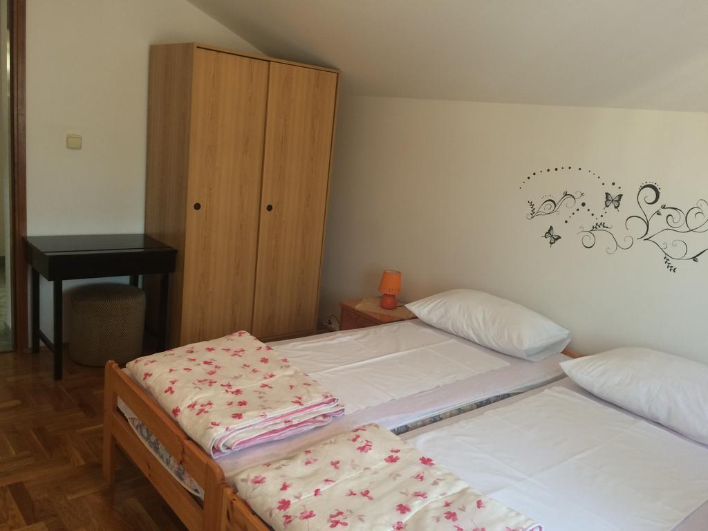 Apartment Kolundzic 诺维·维诺多尔斯基 客房 照片