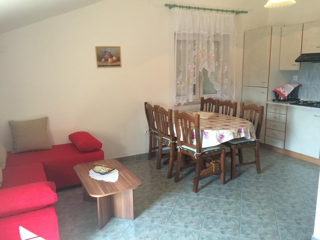 Apartment Kolundzic 诺维·维诺多尔斯基 客房 照片